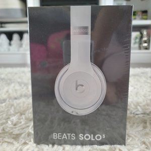 Beats by Dr. Dre Solo3  Wireless On-Ear Headphones Satin -BRAND NEW SEAL